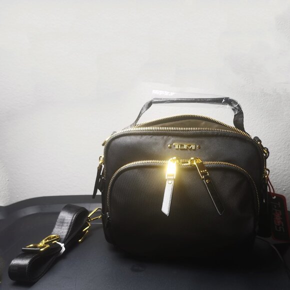 brand new reduced TUMI Voyageur Troy Crossbody bag black classic Registered - Picture 1 of 14